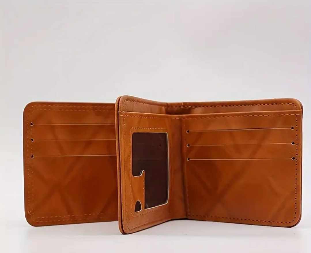 Bifold 100 Wallet Leather
