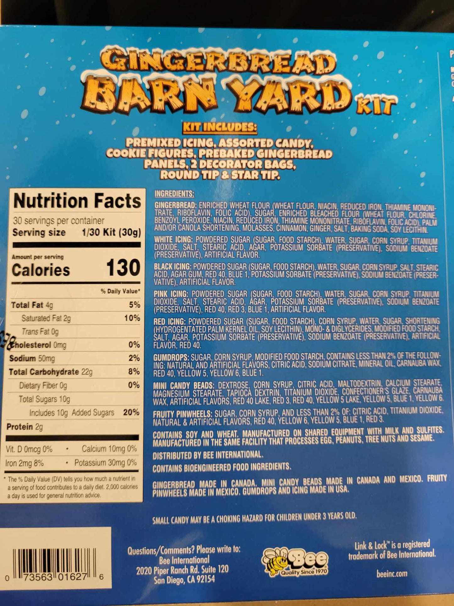 Bee Christmas Gingerbread Barn Yard 32 oz. Kit - Dusty's Country Store